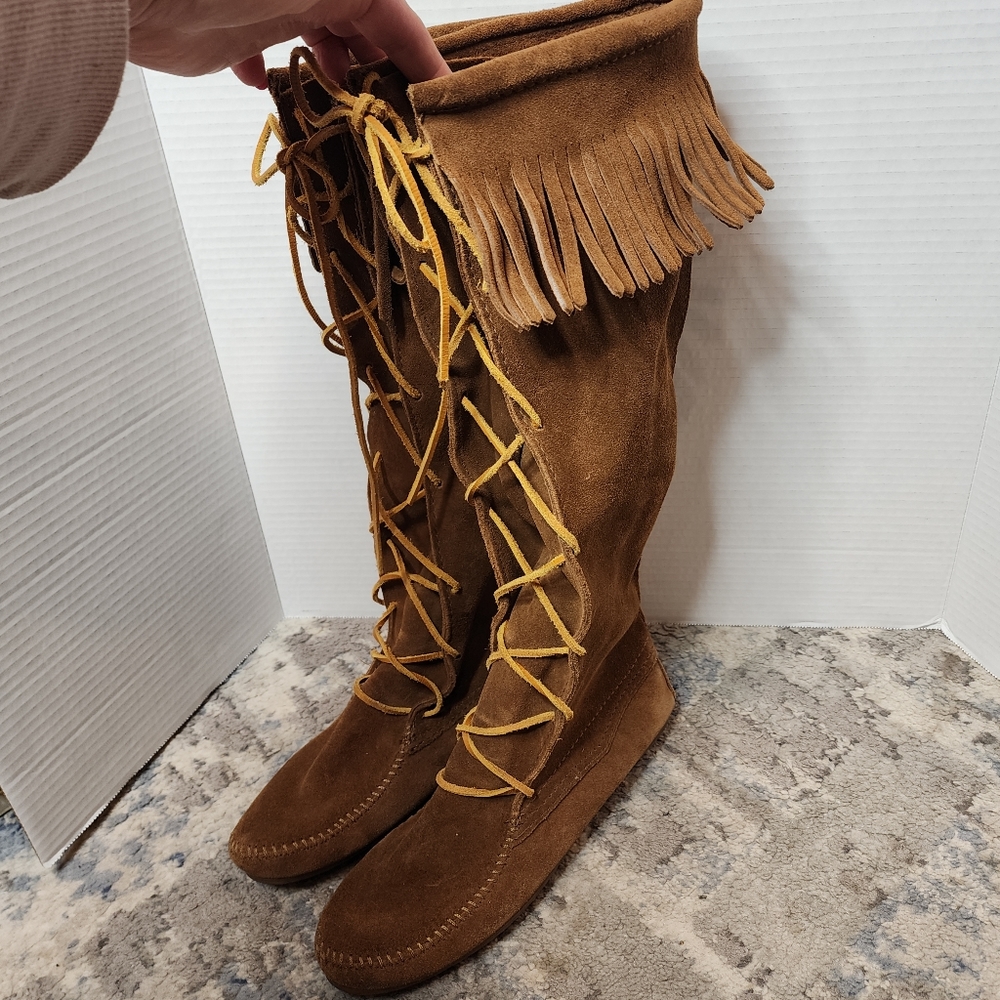 Minnetonka Brown Lace Up Fringe Boots